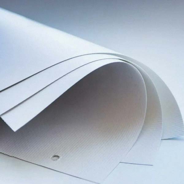 На чем печатают рекламные щиты?